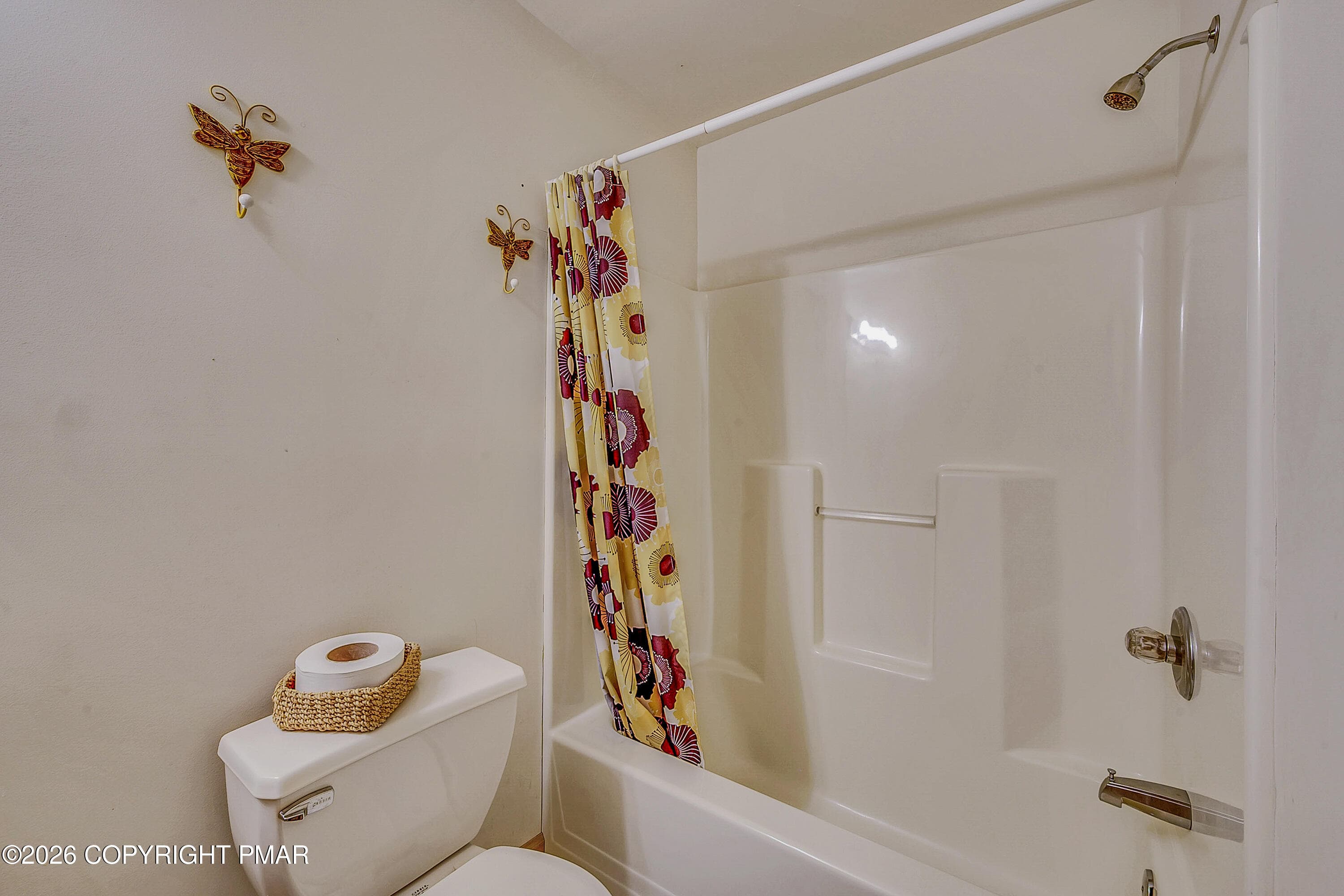 Main Bathroom - 164 Bellingham Drive, Bushkill, PA 18324, Bushkill