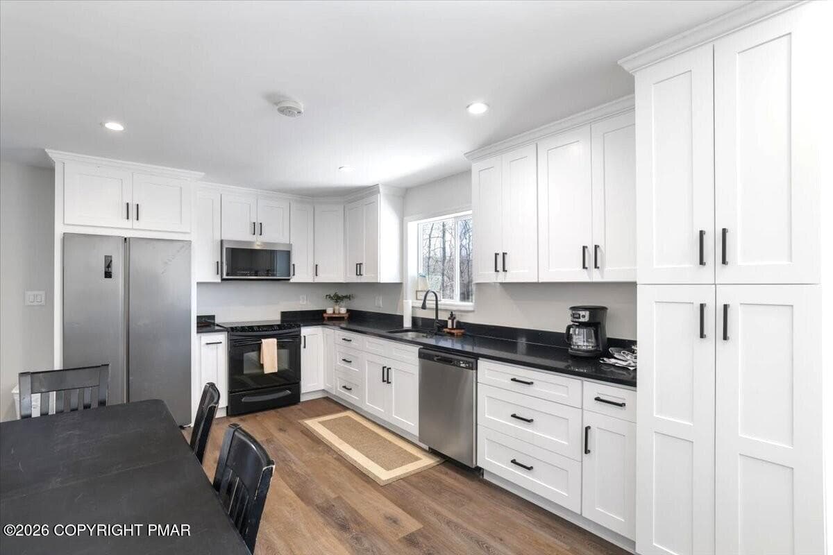 Kitchen - 5873 Decker Road, Bushkill, PA 18324, Bushkill
