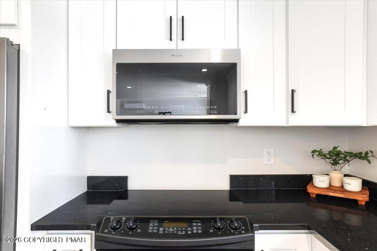 Kitchen - 5873 Decker Road, Bushkill, PA 18324, Bushkill