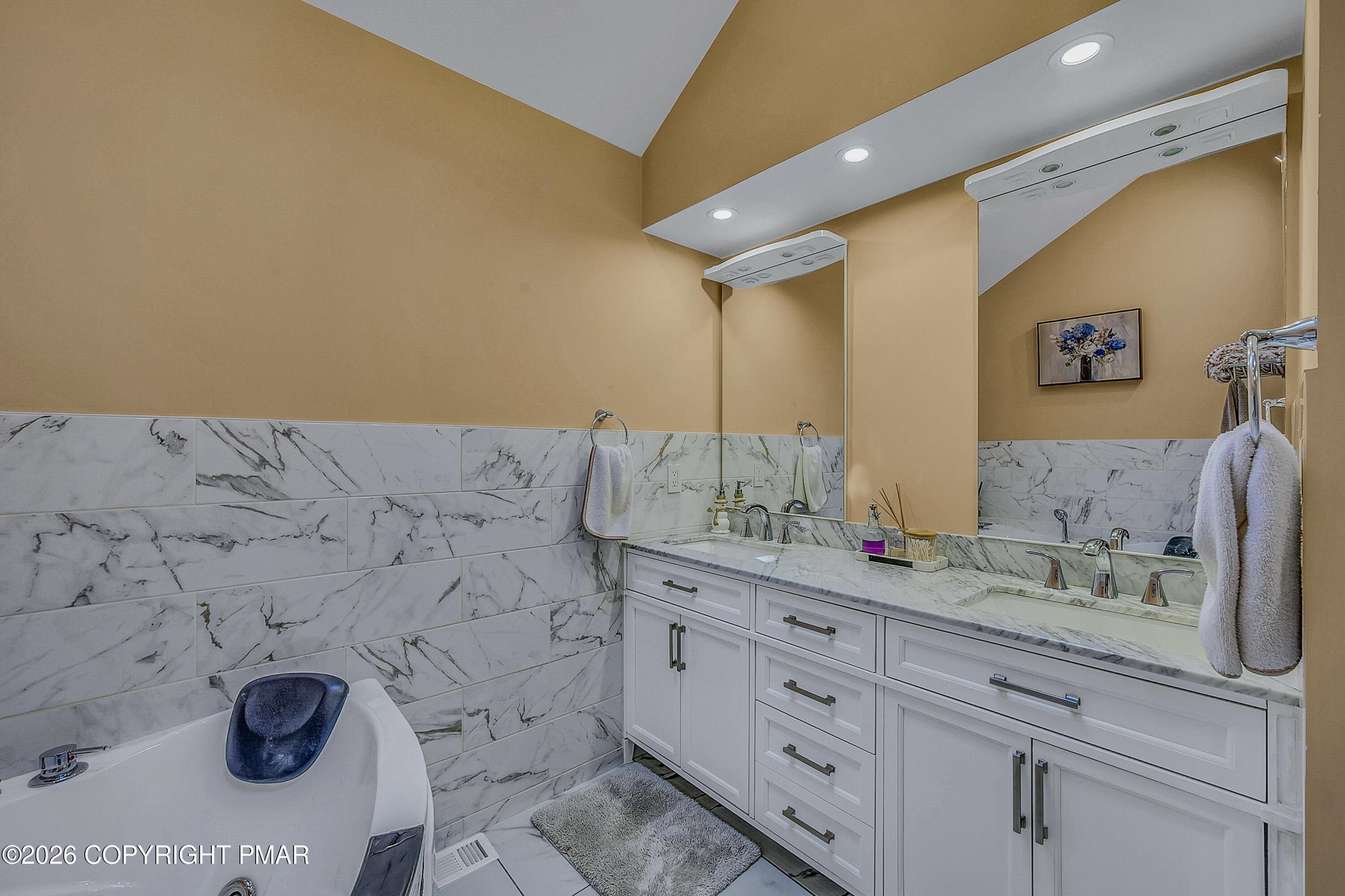 Primary Bathroom - 4 Jonathans Way, Henryville, PA 18332, Henryville