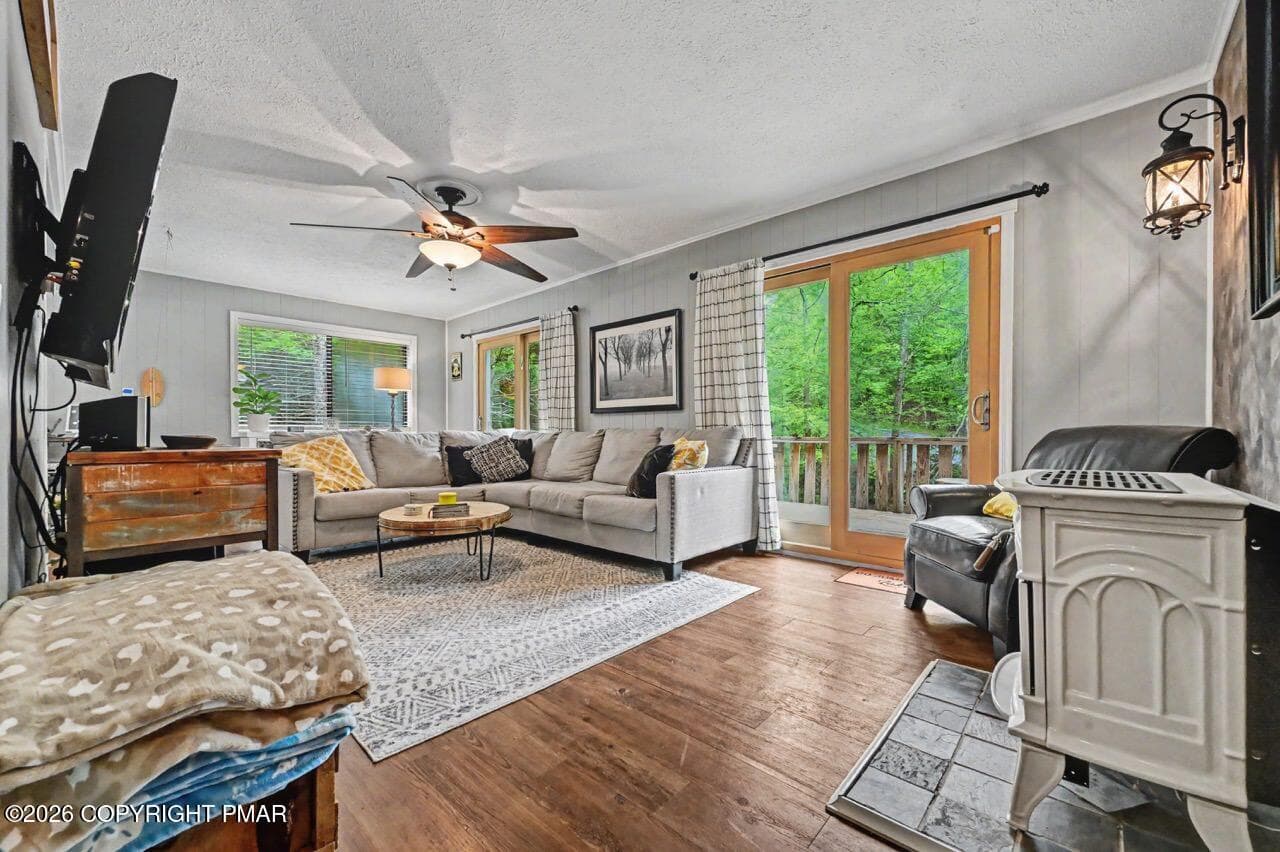 112 Thomas Ln 11 Large - 112 Thomas Lane, Gouldsboro, PA 18424, Gouldsboro