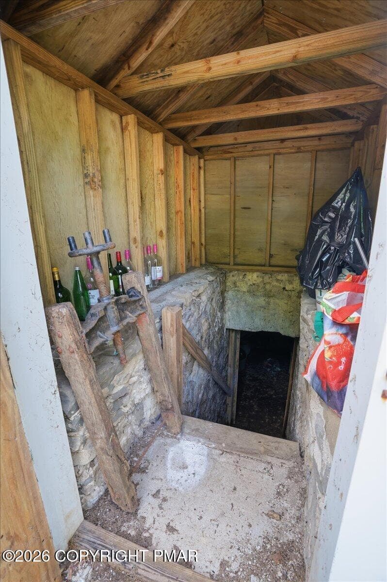 ROOT CELLAR - 299 Brick Church Road, Saylorsburg, PA 18353, Saylorsburg