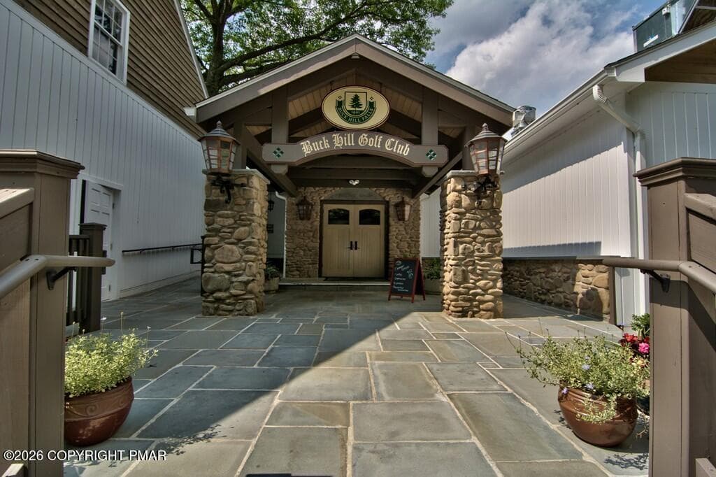 2 Buck Hill Golf Club - Fairway Grill - 223 Huckleberry Lane, Buck Hill Falls, PA 18323, Buck Hill Falls
