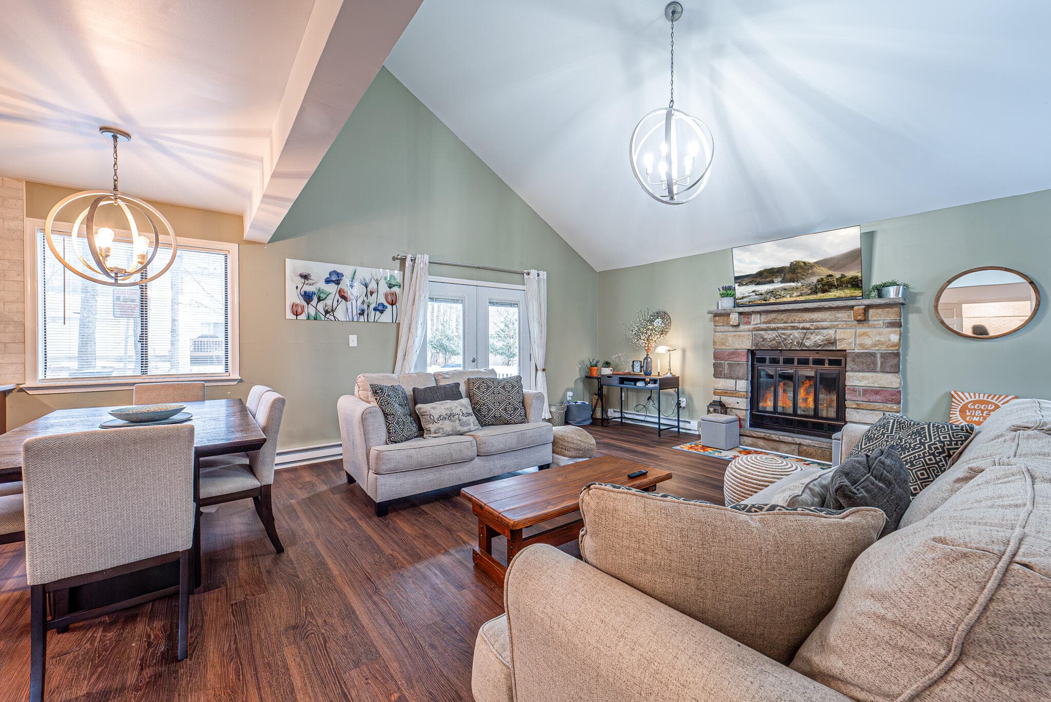 Living Dining Combo - 3335 Woodland Drive, Tobyhanna, PA 18466, Tobyhanna