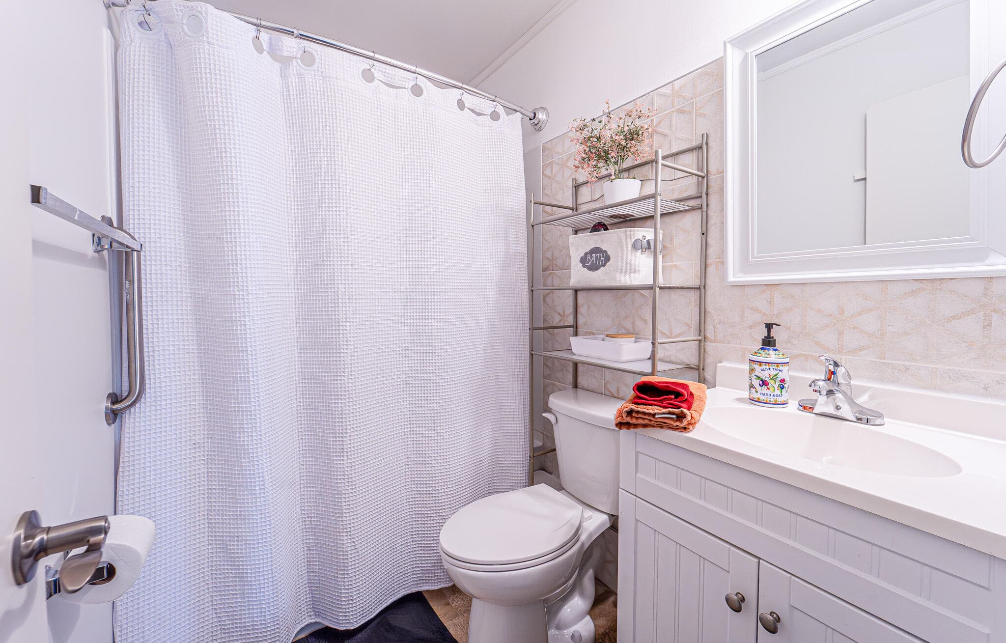 Bathroom 2 - 3335 Woodland Drive, Tobyhanna, PA 18466, Tobyhanna
