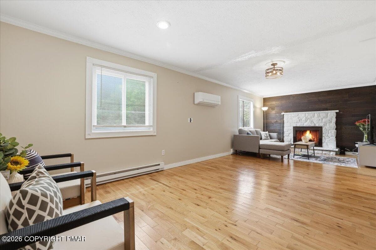 Living Room Upper Floor - 644 Cayuga Drive, Tobyhanna, PA 18466