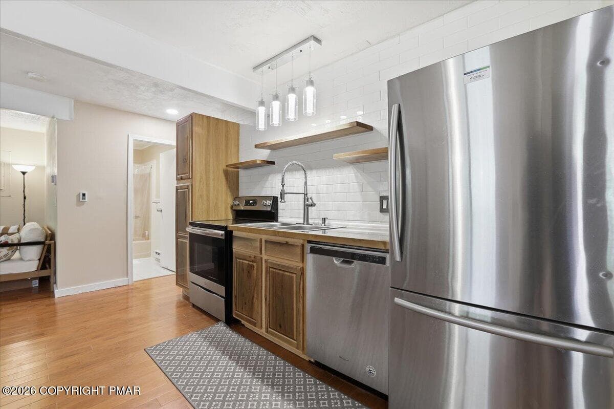 Kitchen Area - 644 Cayuga Drive, Tobyhanna, PA 18466