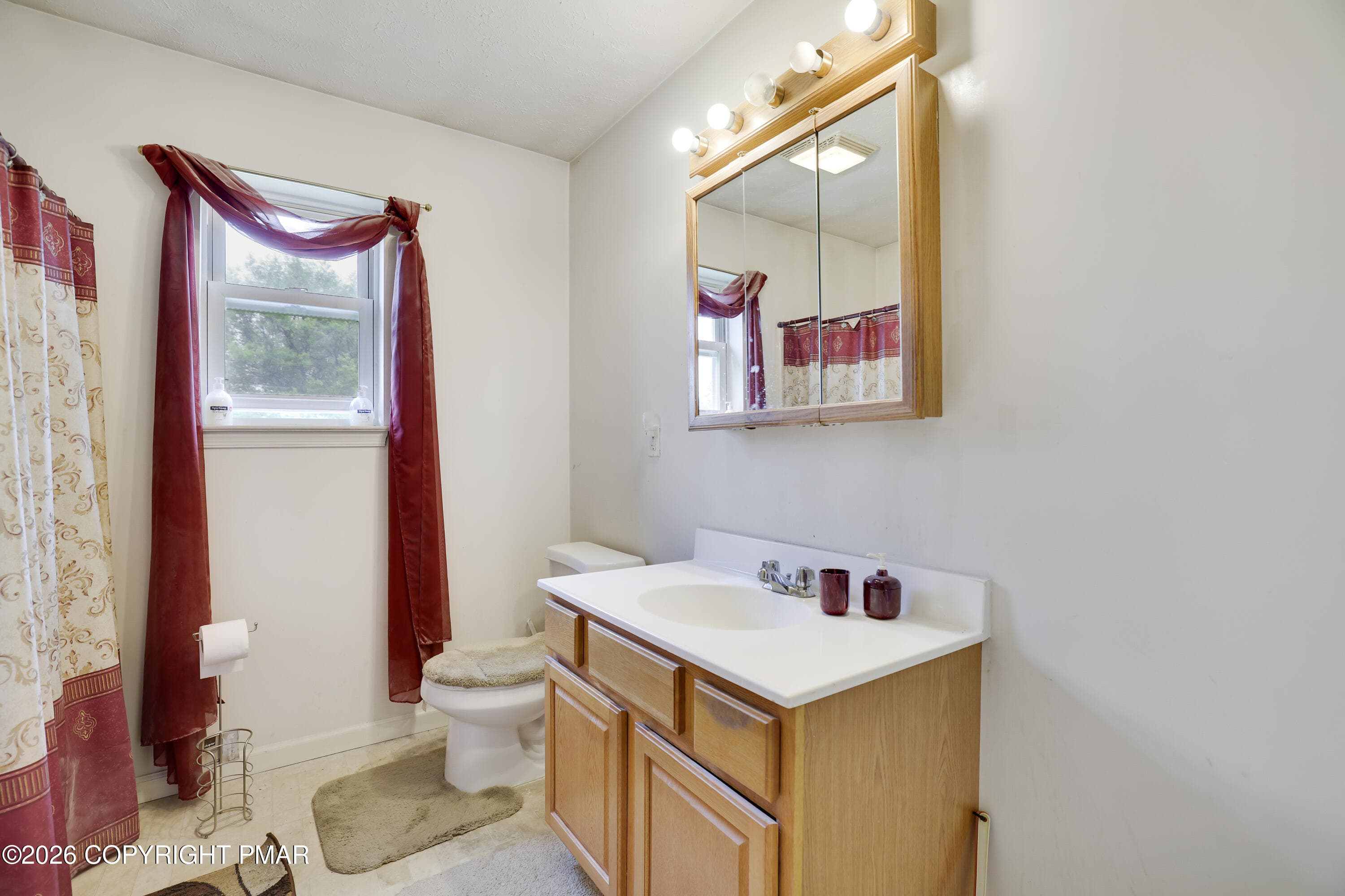 33-RBP54122 - 1149 Glade Drive S, Long Pond, PA 18334, Long Pond
