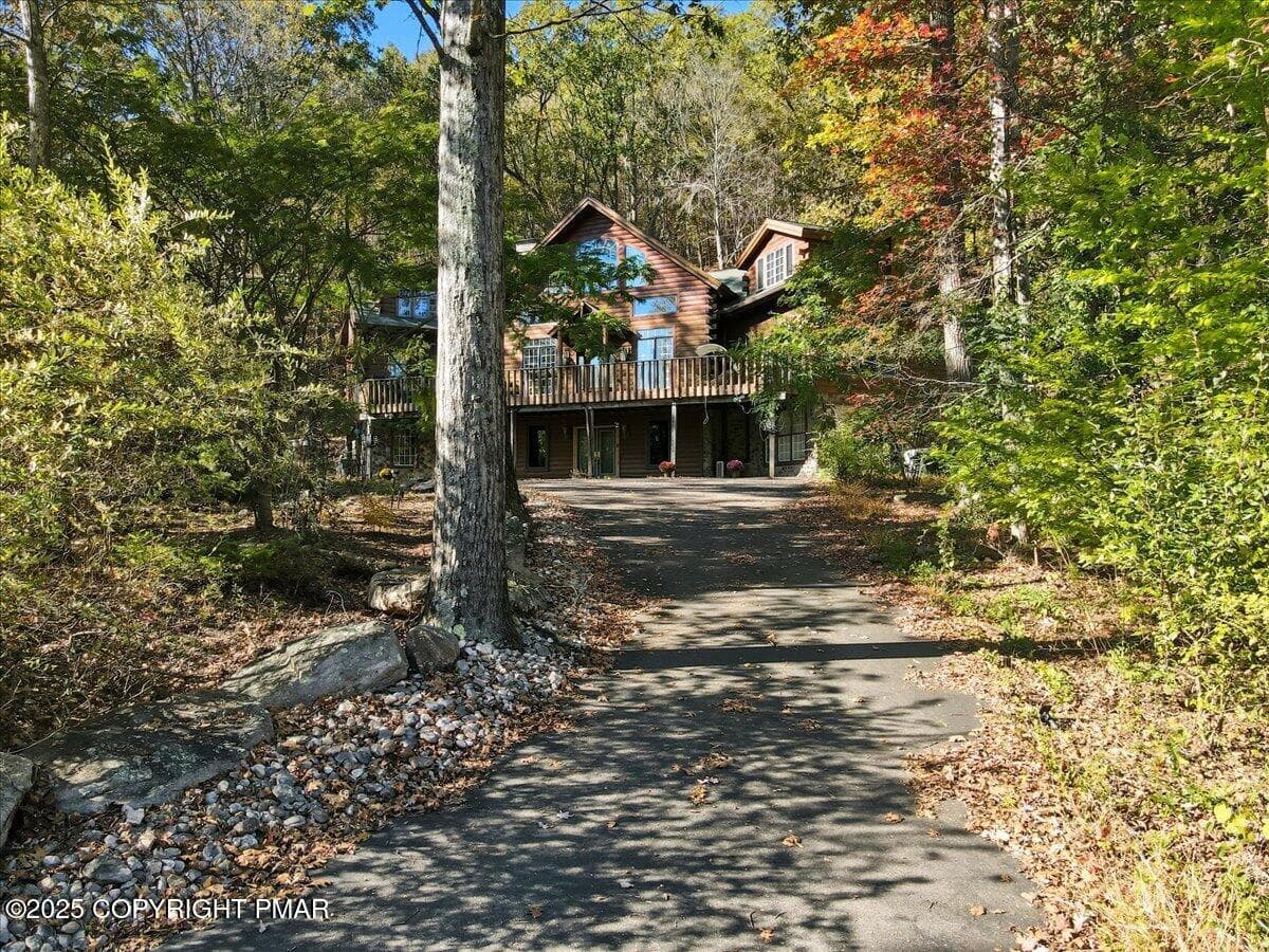 004-019_dji_fly_20251009_150414_459_1760 - 493 Lake Drive, Nesquehoning, PA 18240, Nesquehoning