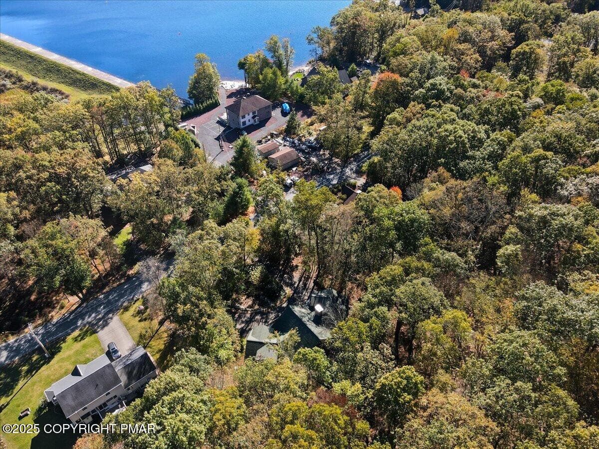 098-021_dji_fly_20251009_150518_461_1760 - 493 Lake Drive, Nesquehoning, PA 18240, Nesquehoning
