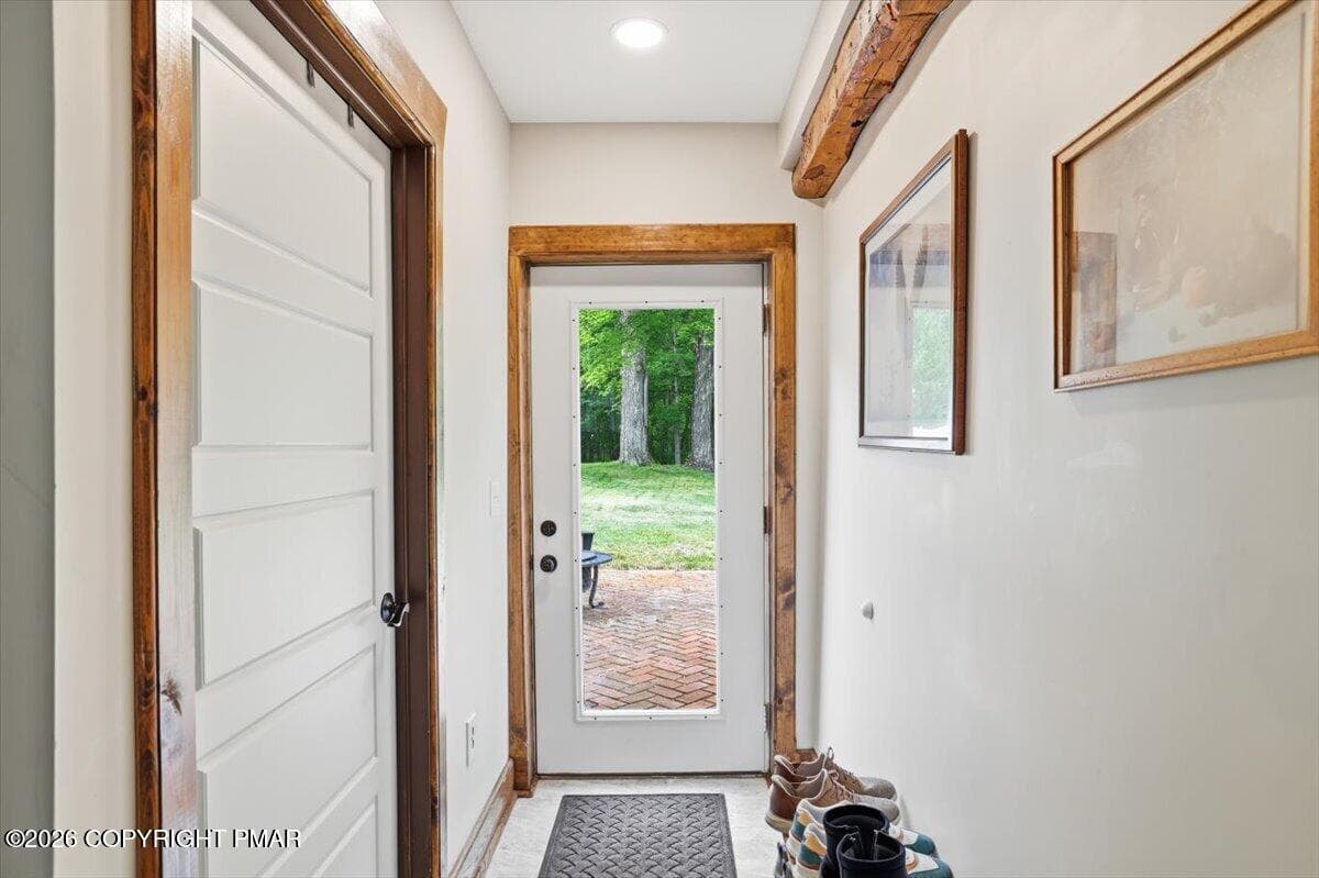 28-photo-27 - 2408 Clearview Avenue, Stroudsburg, PA 18360, Stroudsburg