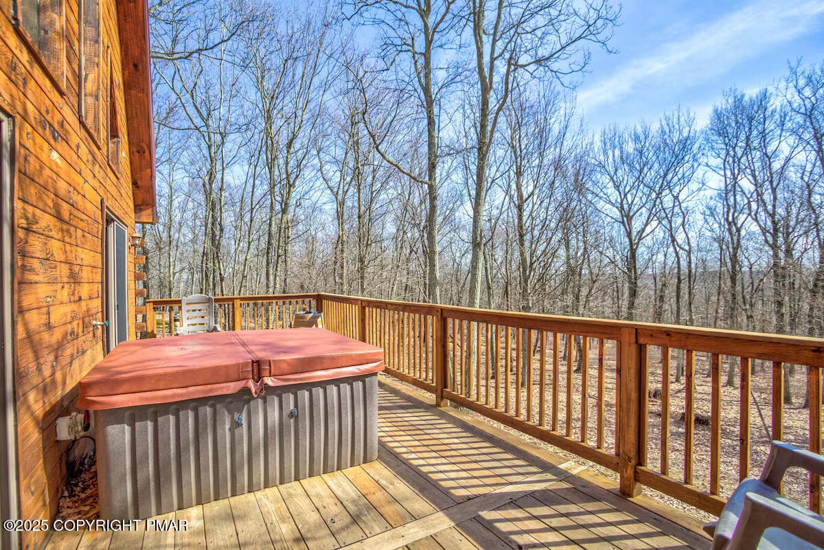 247aecde - 183 Hillary Drive W, White Haven, PA 18661, White Haven