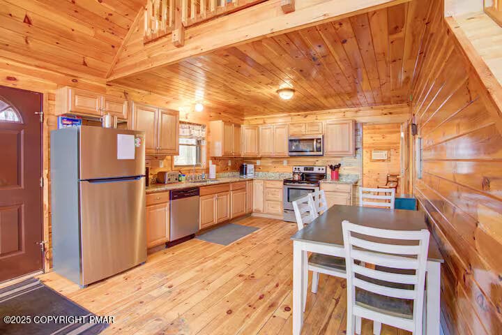 2d19ef81-64dd-494a-8995-d974f3f07b48 - 183 Hillary Drive W, White Haven, PA 18661, White Haven