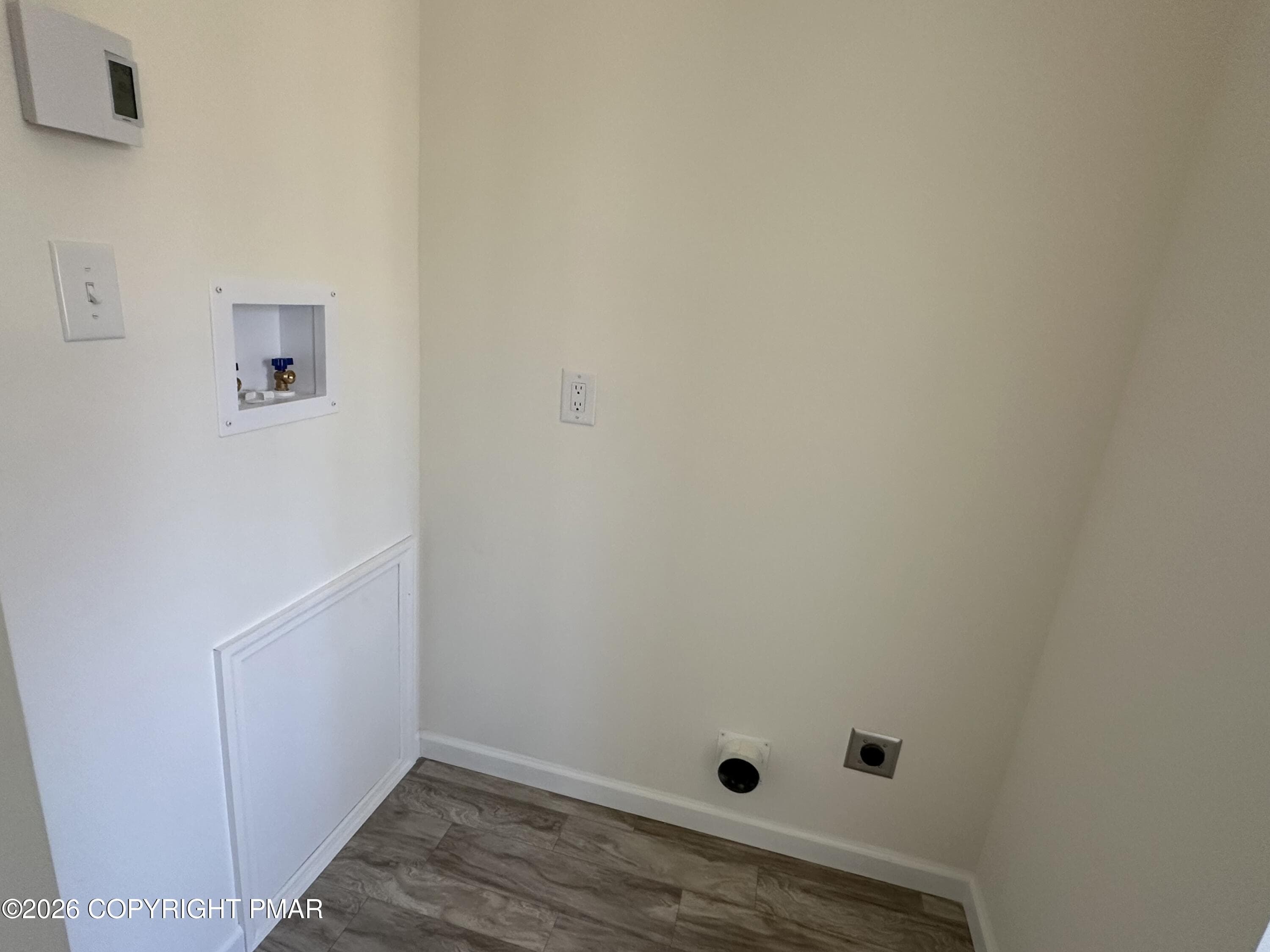 Laundry - 1726 Rolling Hills Drive, Tobyhanna, PA 18466, Tobyhanna