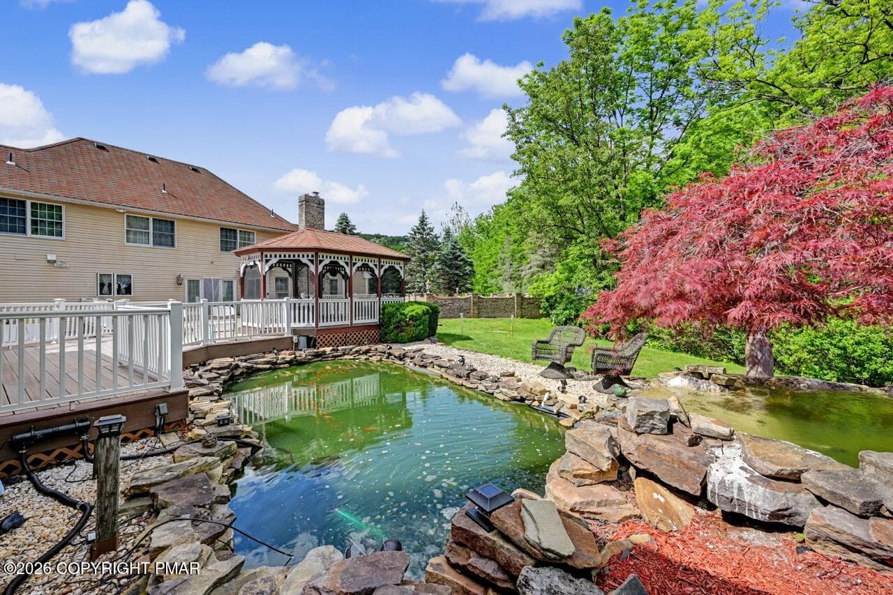 2134 Fox Run photo 5 - 2134 Fox Run Road, Stroudsburg, PA 18360, Stroudsburg