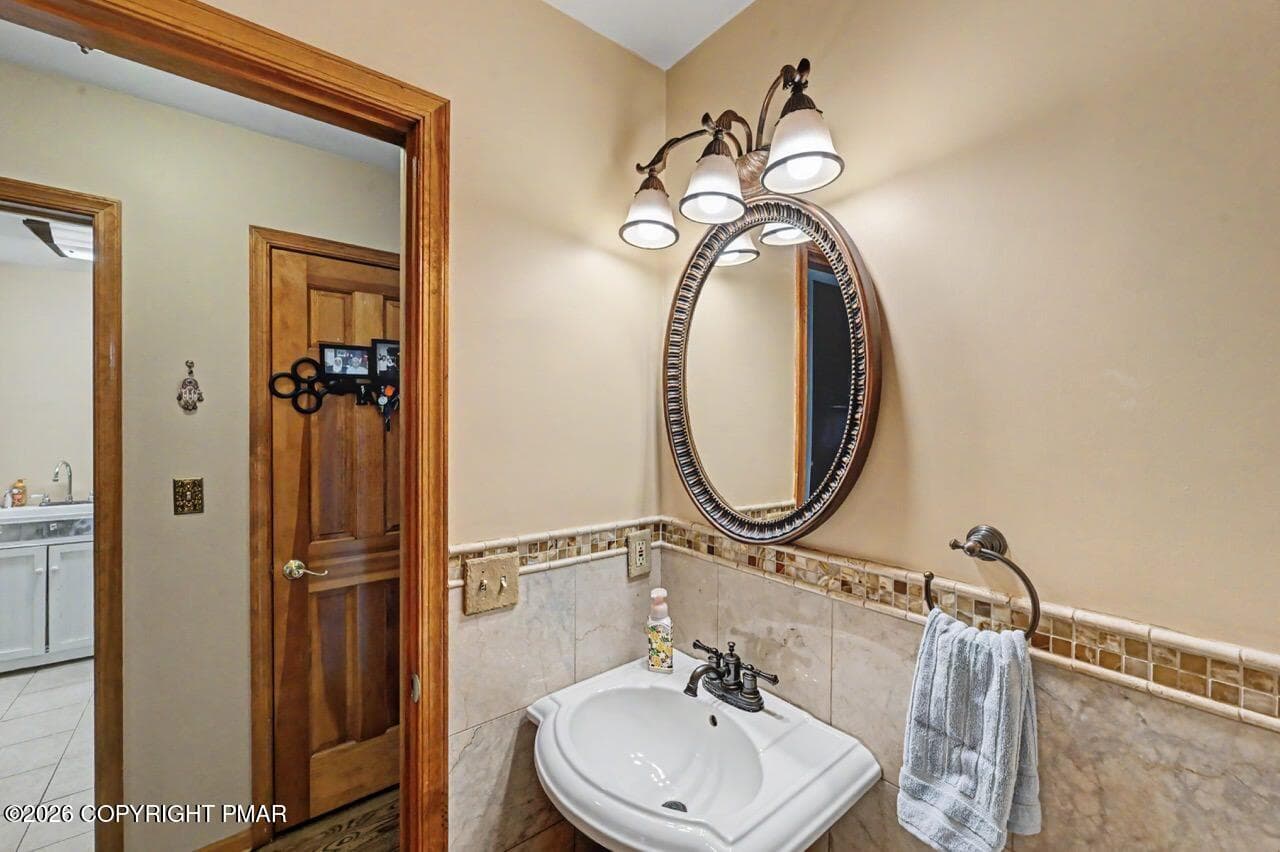 2134 Fox Run photo 47 - 2134 Fox Run Road, Stroudsburg, PA 18360, Stroudsburg