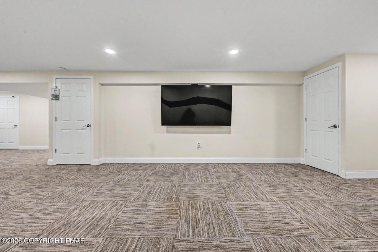 2134 Fox Run photo 67 - 2134 Fox Run Road, Stroudsburg, PA 18360, Stroudsburg
