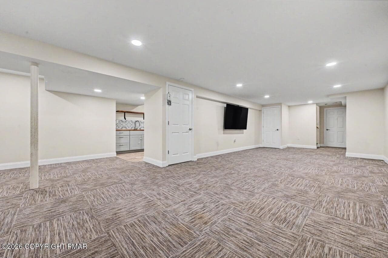 2134 Fox Run photo 68 - 2134 Fox Run Road, Stroudsburg, PA 18360, Stroudsburg