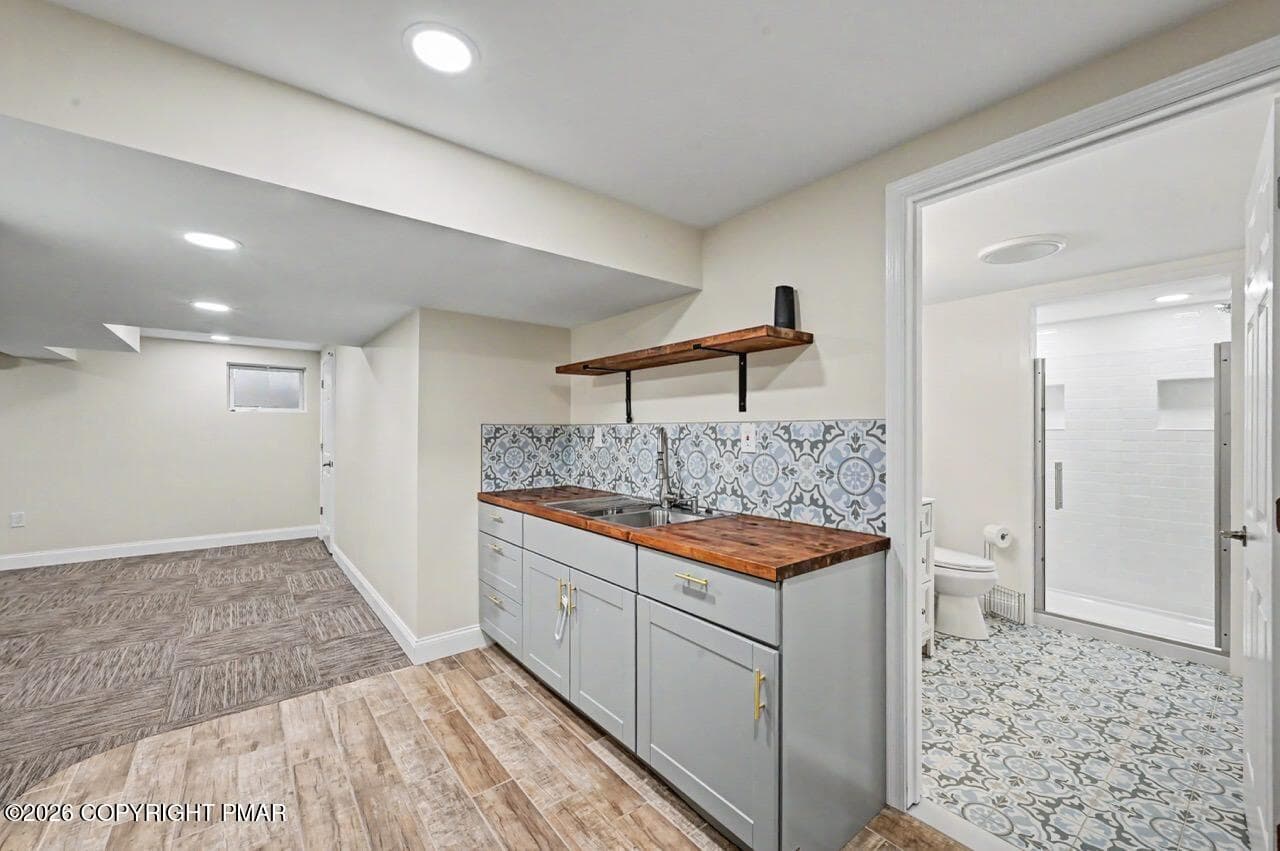 2134 Fox Run photo 73 - 2134 Fox Run Road, Stroudsburg, PA 18360, Stroudsburg