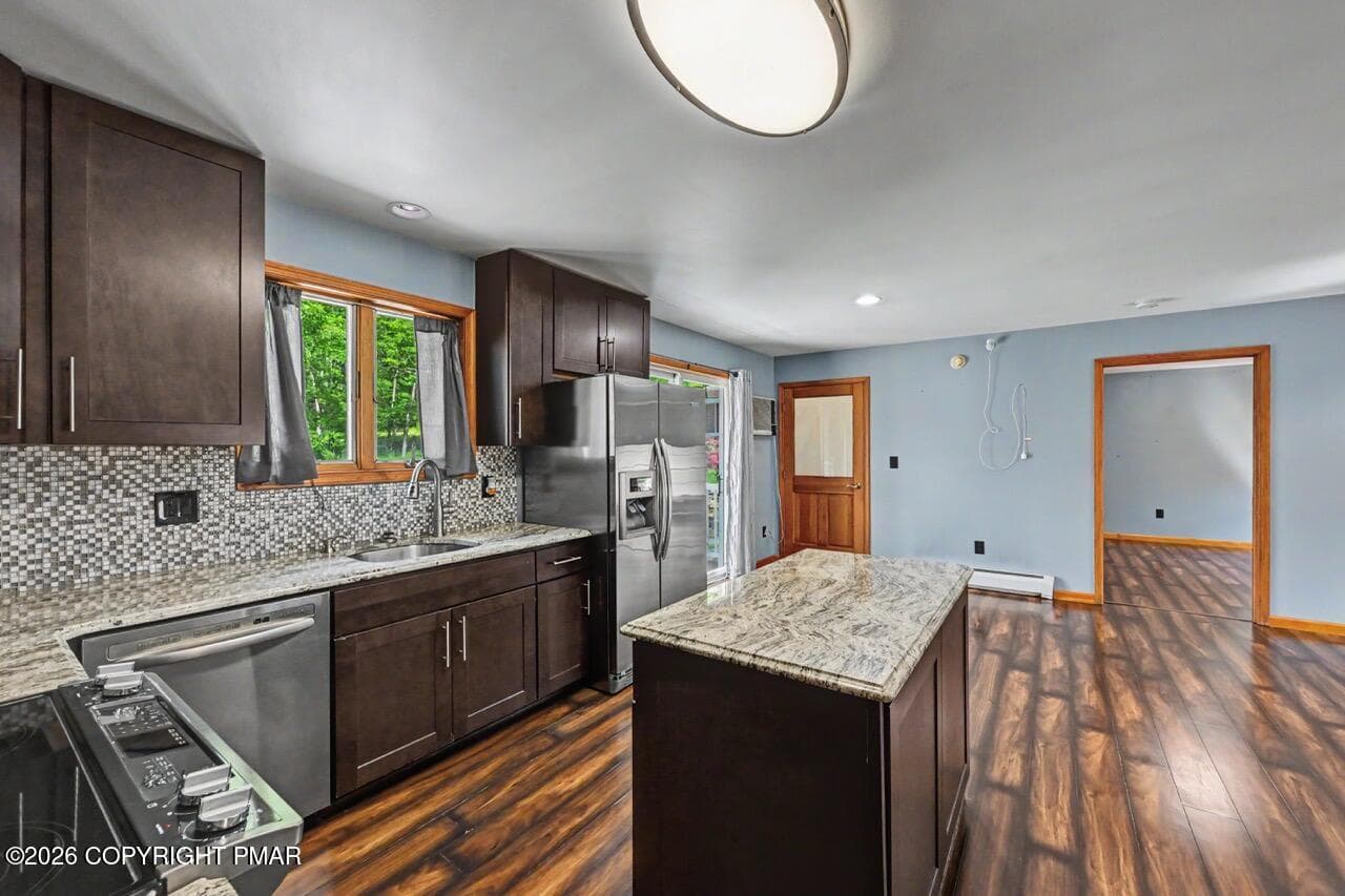 2134 Fox Run photo 88 - 2134 Fox Run Road, Stroudsburg, PA 18360, Stroudsburg