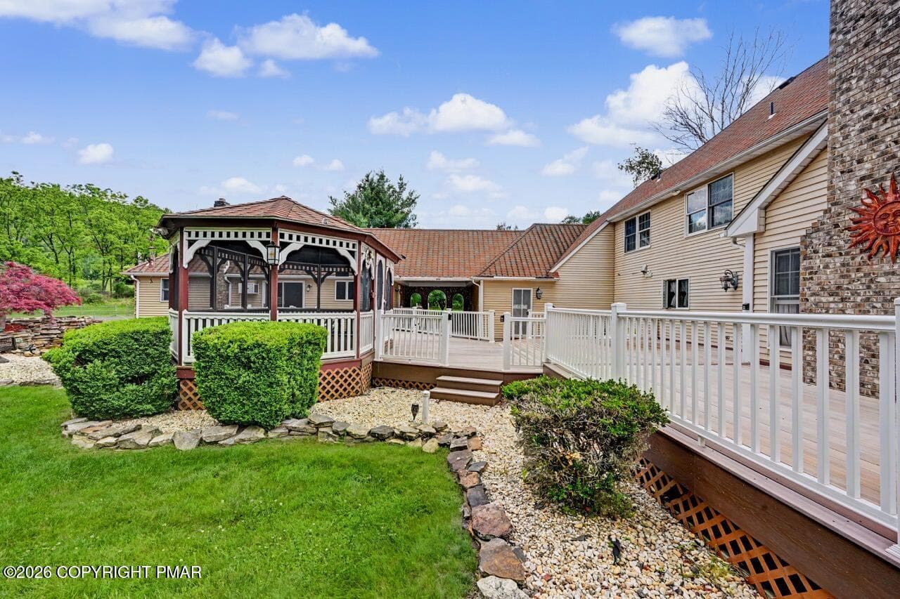 2134 Fox Run photo 103 - 2134 Fox Run Road, Stroudsburg, PA 18360, Stroudsburg