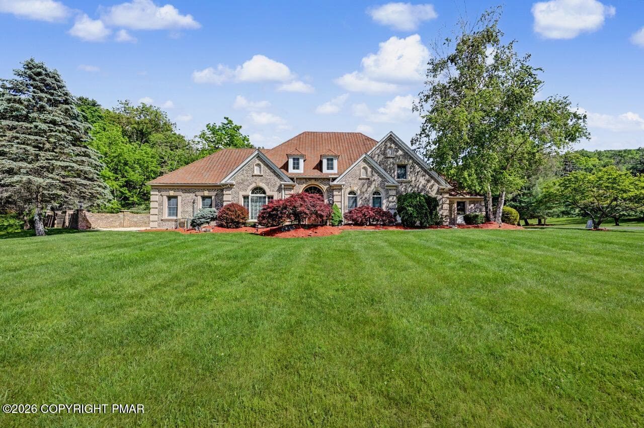 2134 Fox Run photo 106 - 2134 Fox Run Road, Stroudsburg, PA 18360, Stroudsburg
