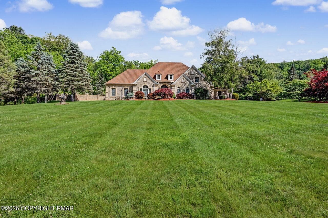 2134 Fox Run photo 107 - 2134 Fox Run Road, Stroudsburg, PA 18360, Stroudsburg