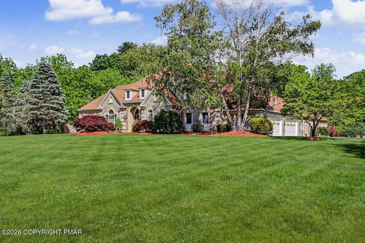 2134 Fox Run photo 109 - 2134 Fox Run Road, Stroudsburg, PA 18360, Stroudsburg