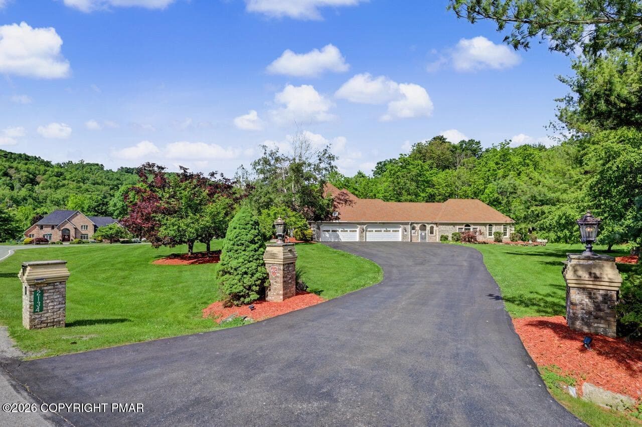 2134 Fox Run photo 111 - 2134 Fox Run Road, Stroudsburg, PA 18360, Stroudsburg