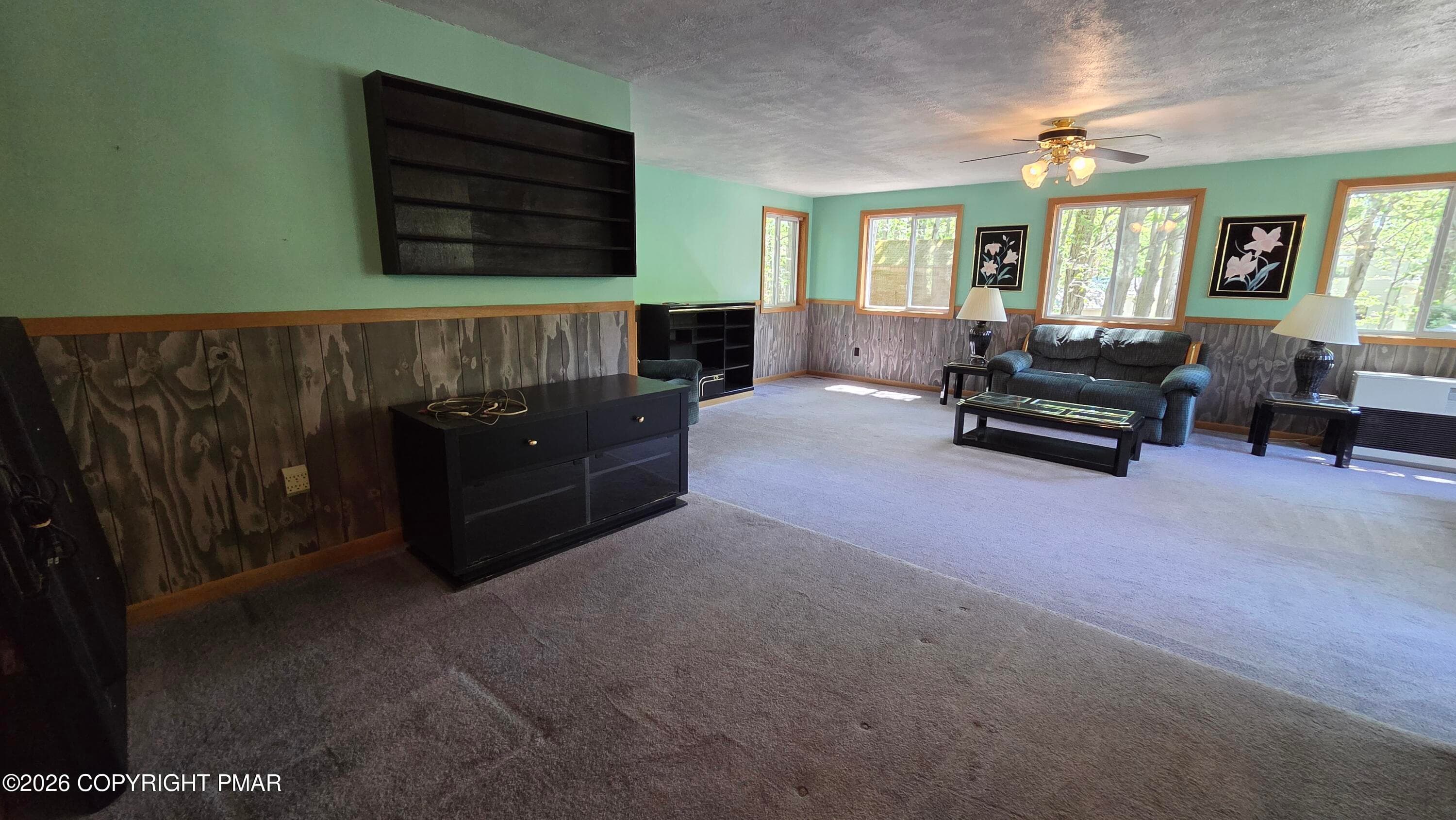 Family Game Music Room - 8232 Sunset Drive, Tobyhanna, PA 18466, Tobyhanna