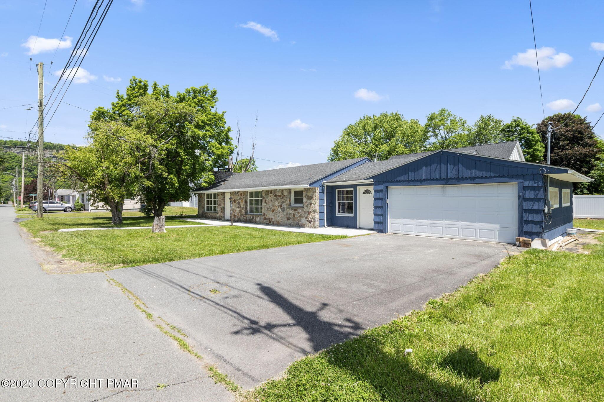 2-web-or-mls-DSC_4734 - 95 10th Street, Matamoras, PA 18336, Matamoras