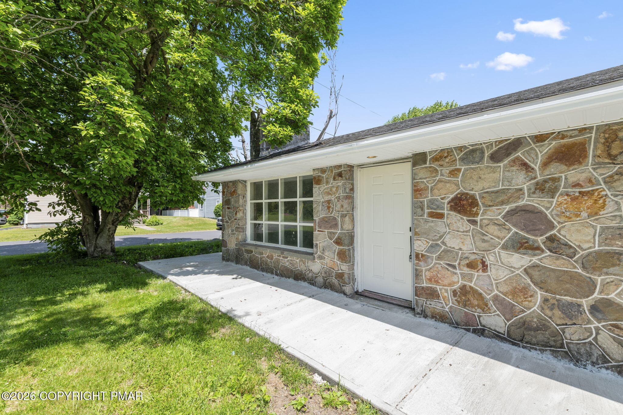 4-web-or-mls-DSC_4789 - 95 10th Street, Matamoras, PA 18336, Matamoras