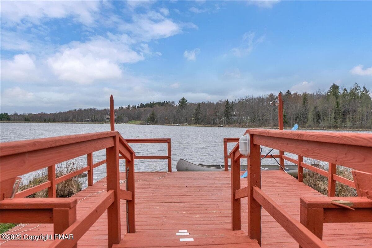 POCONOS - 157 Greenwood Drive, Blakeslee, PA 18610, Blakeslee