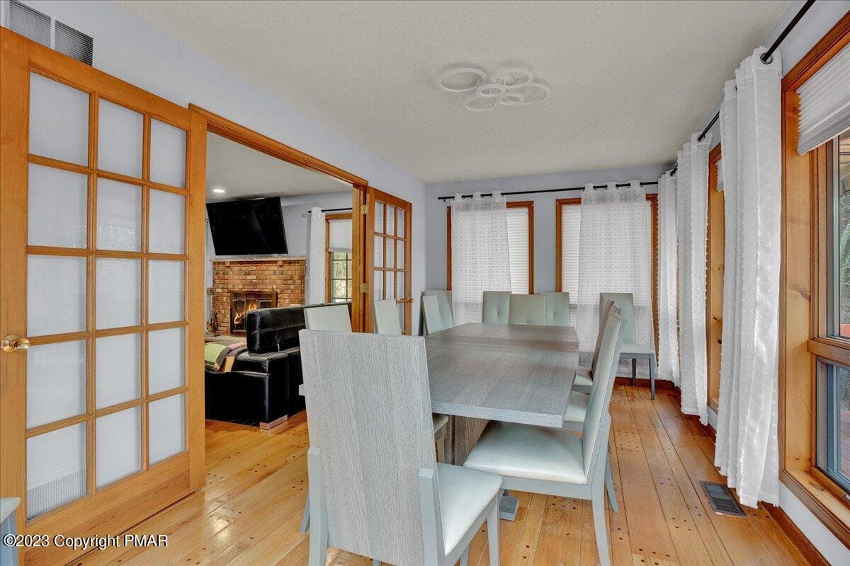 POCONOS - 157 Greenwood Drive, Blakeslee, PA 18610, Blakeslee