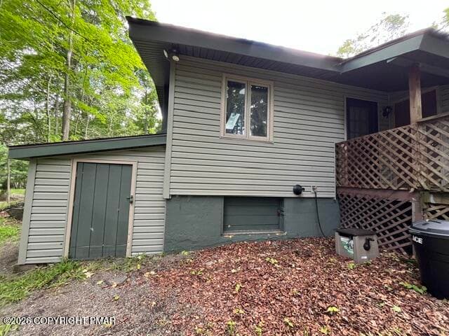 Attached Storage Shed & Crawl Space entr - 10 Tamarack Drive, Gouldsboro, PA 18424, Gouldsboro