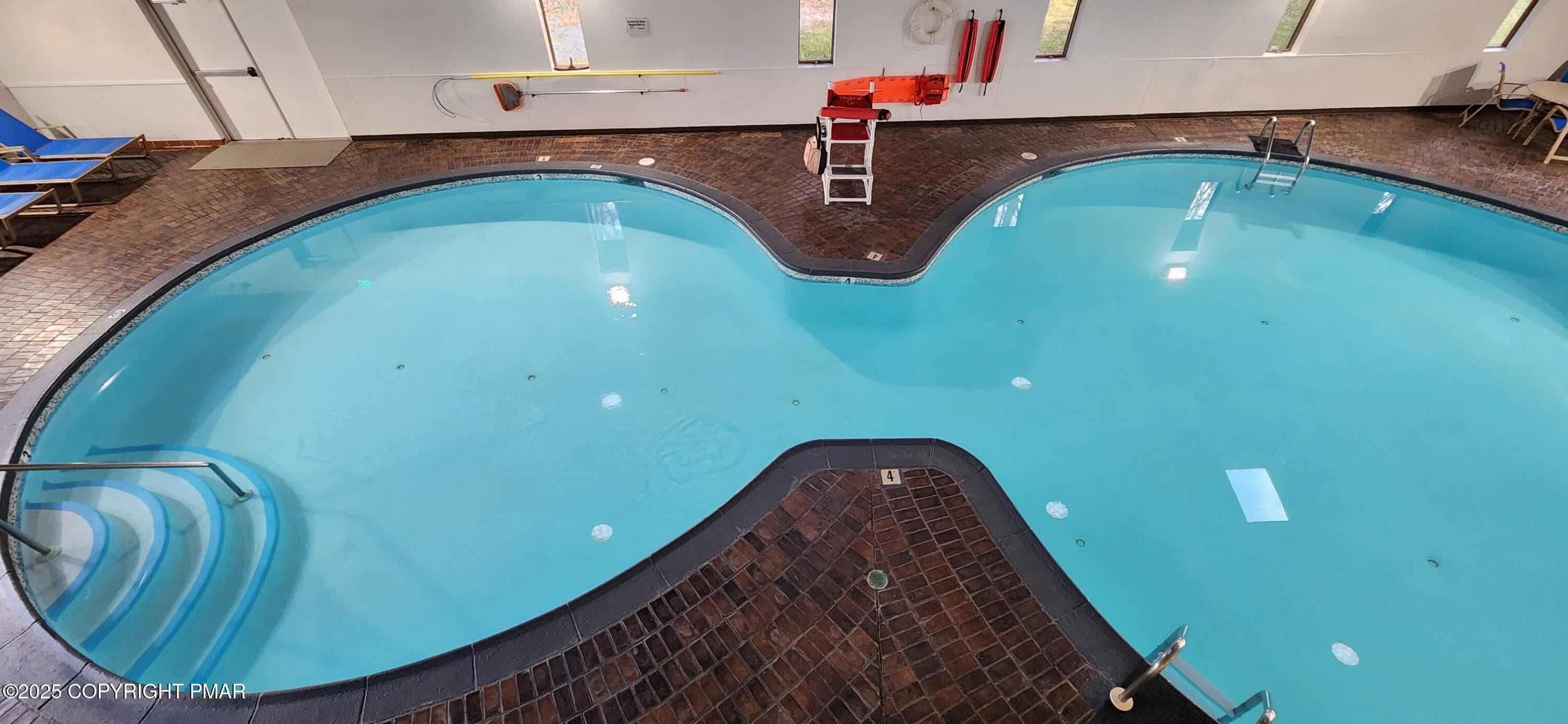 Big Bass Indoor pool - 19 Livingston Lane, Gouldsboro, PA 18424, Gouldsboro