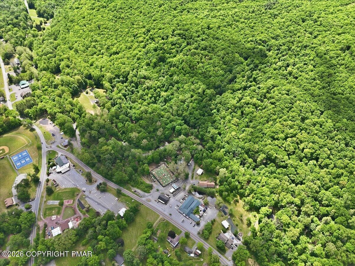 78-082_dji_fly_20260529_110102_0188_1780 - 145 Camelback Road, Tannersville, PA 18372