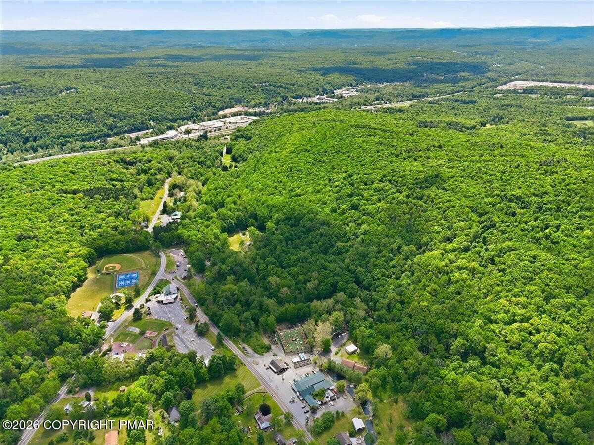 87-083_dji_fly_20260529_110124_0189_1780 - 145 Camelback Road, Tannersville, PA 18372