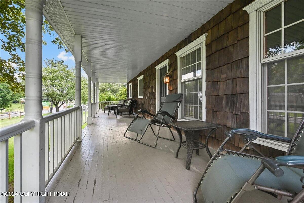 54-Photo Mar 25 2021, 1 37 55 PM - 145 Camelback Road, Tannersville, PA 18372