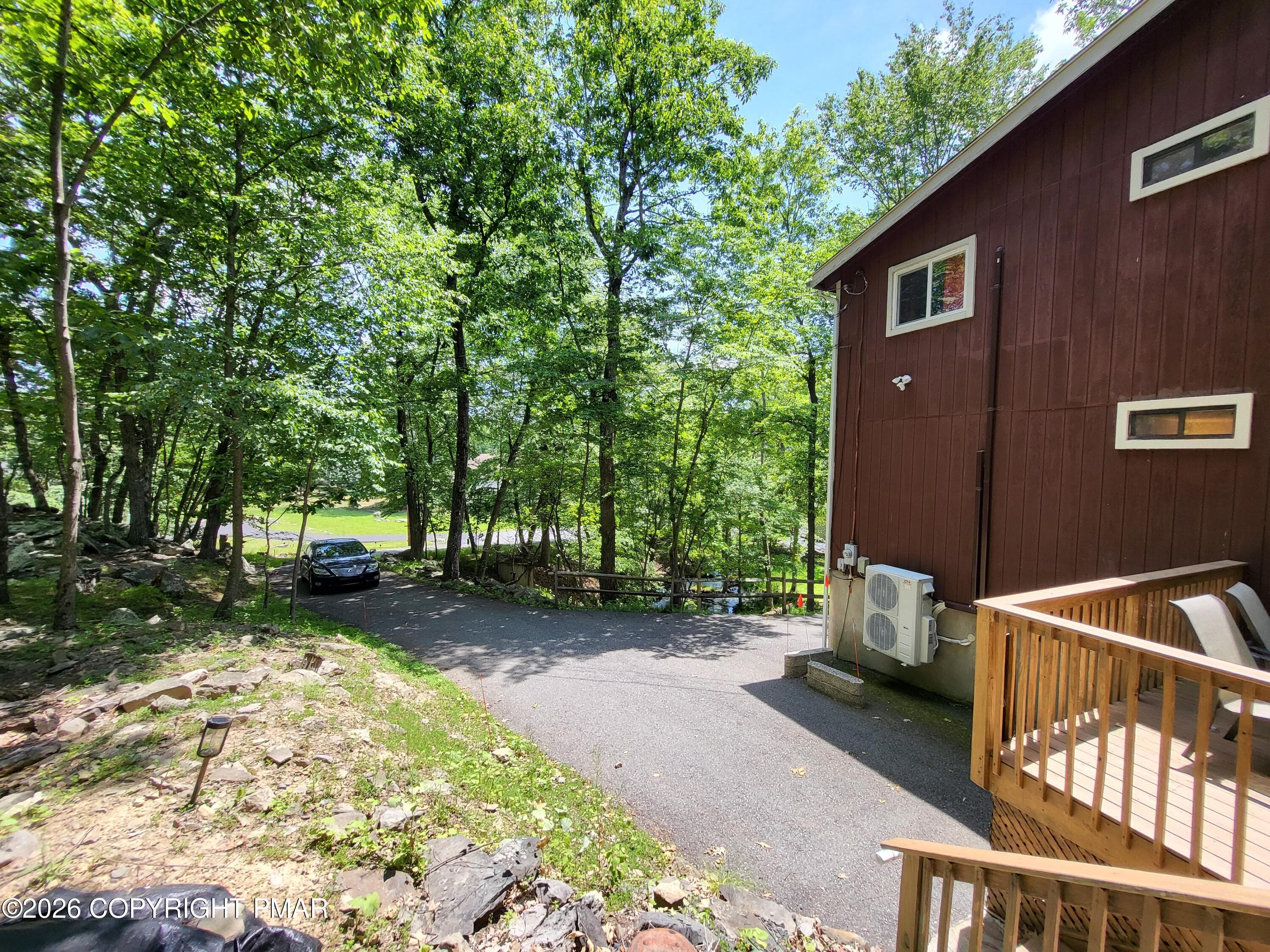 1000093265 - 121 Park Court, Bushkill, PA 18324, Bushkill