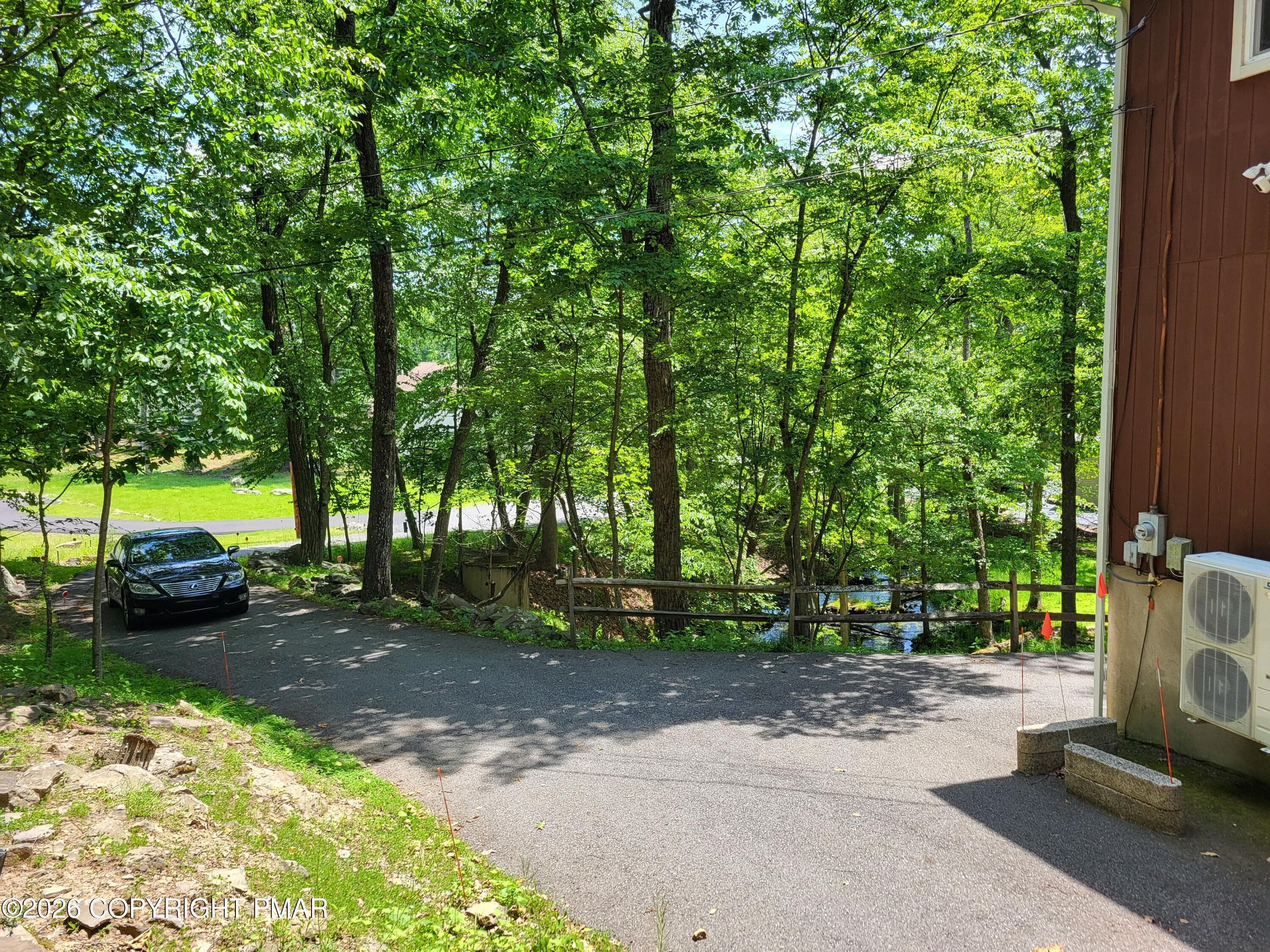 1000093266 - 121 Park Court, Bushkill, PA 18324, Bushkill