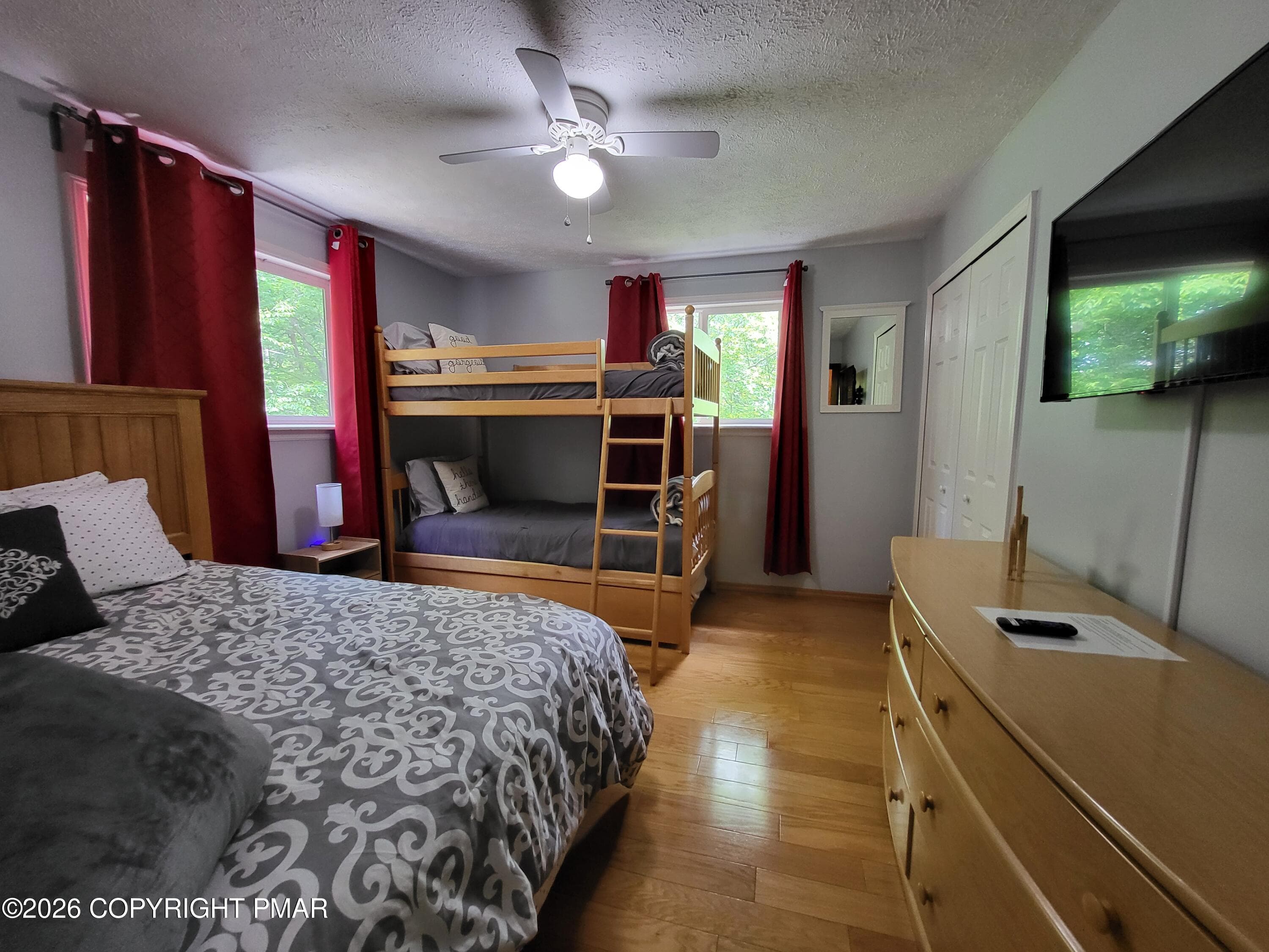 1000093315 - 121 Park Court, Bushkill, PA 18324, Bushkill