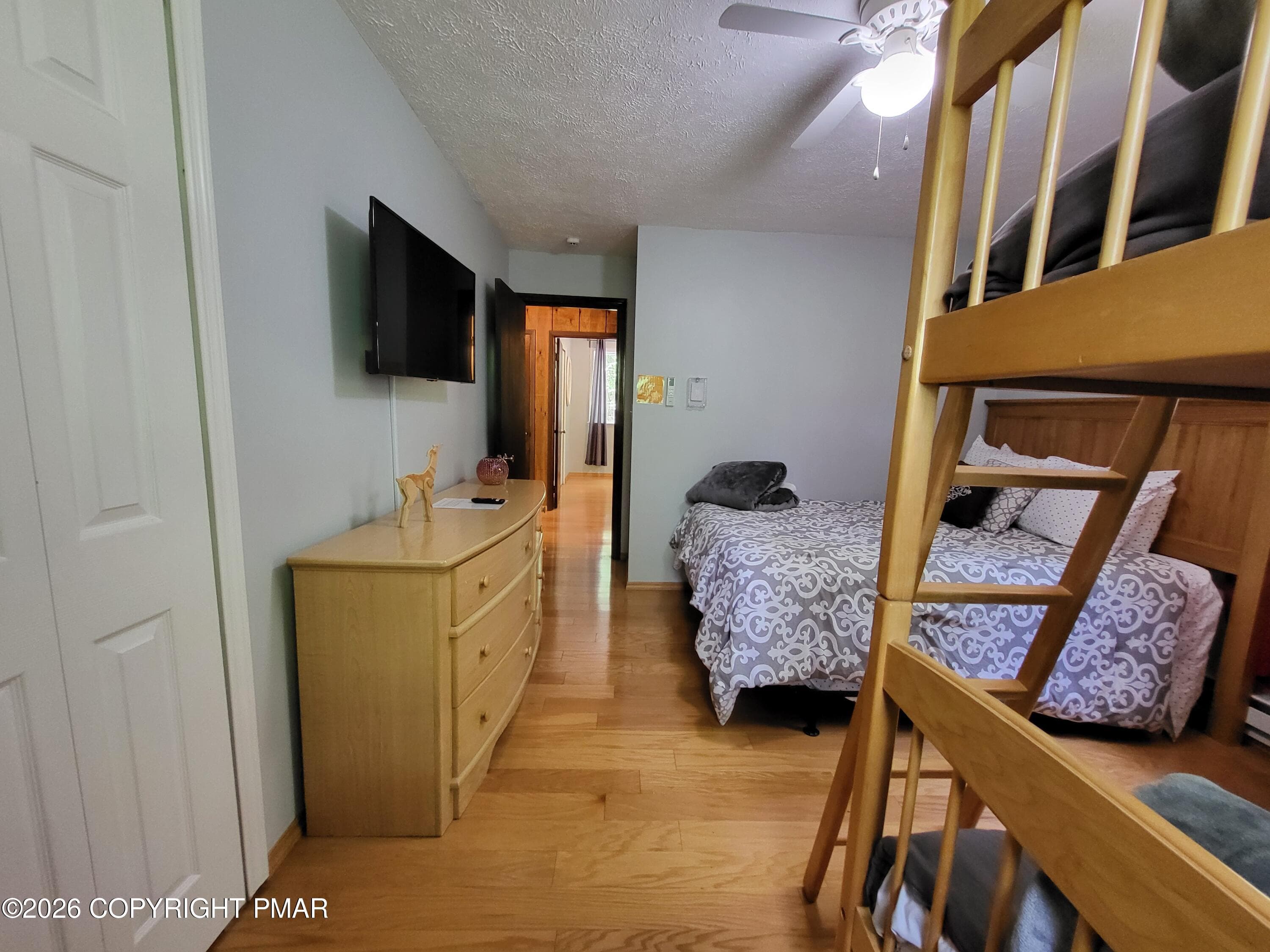 1000093316 (1) - 121 Park Court, Bushkill, PA 18324, Bushkill