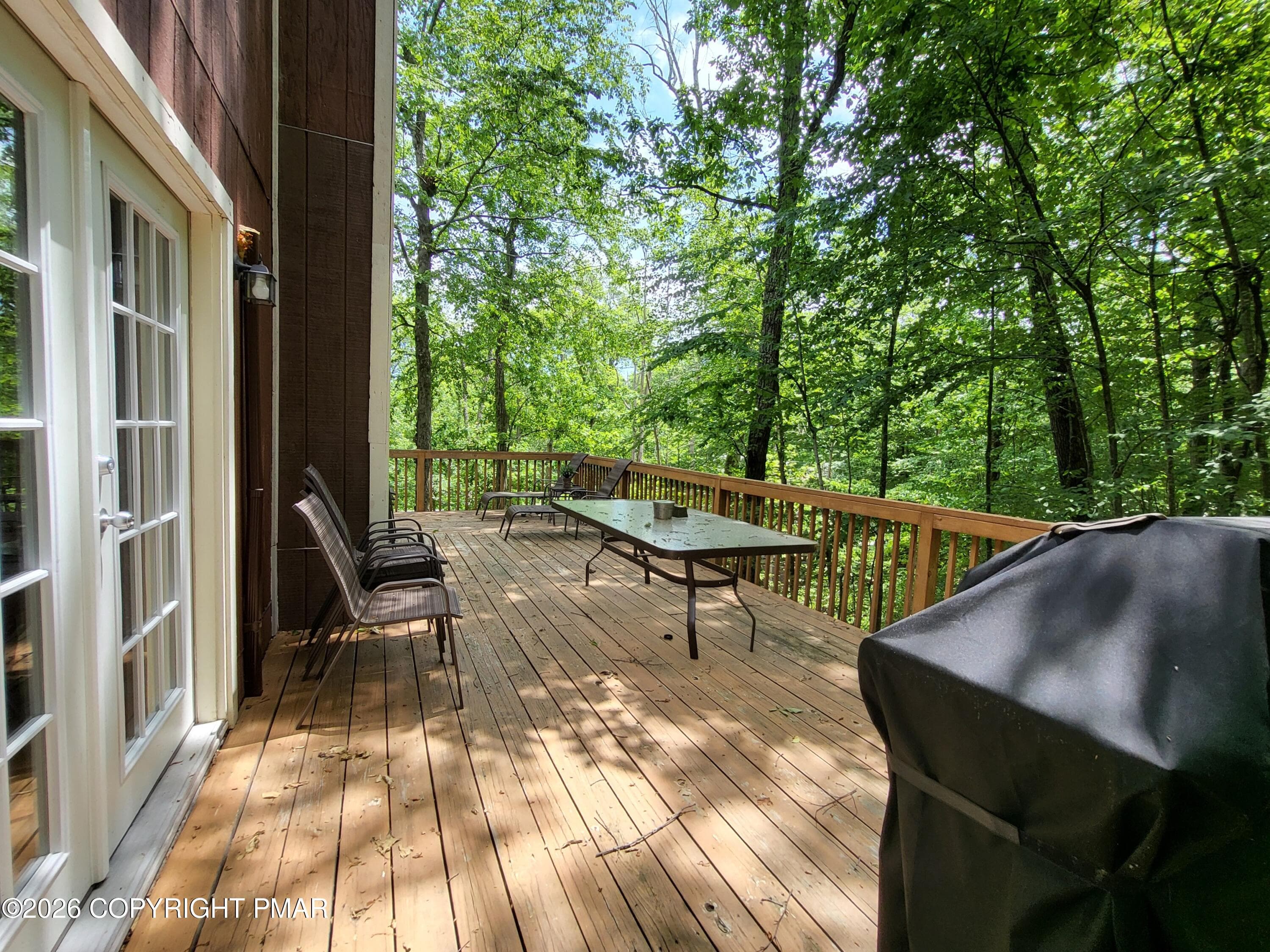 1000093320 - 121 Park Court, Bushkill, PA 18324, Bushkill