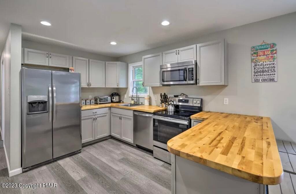 IMG_5409 - 327 Country Place Drive, Tobyhanna, PA 18466, Tobyhanna