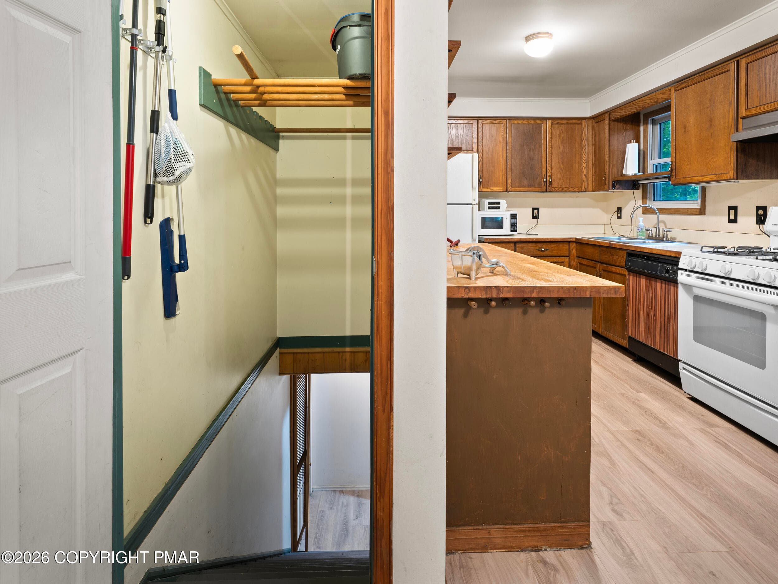 Interior Stairs - 95 Vista Drive, Albrightsville, PA 18210, Albrightsville