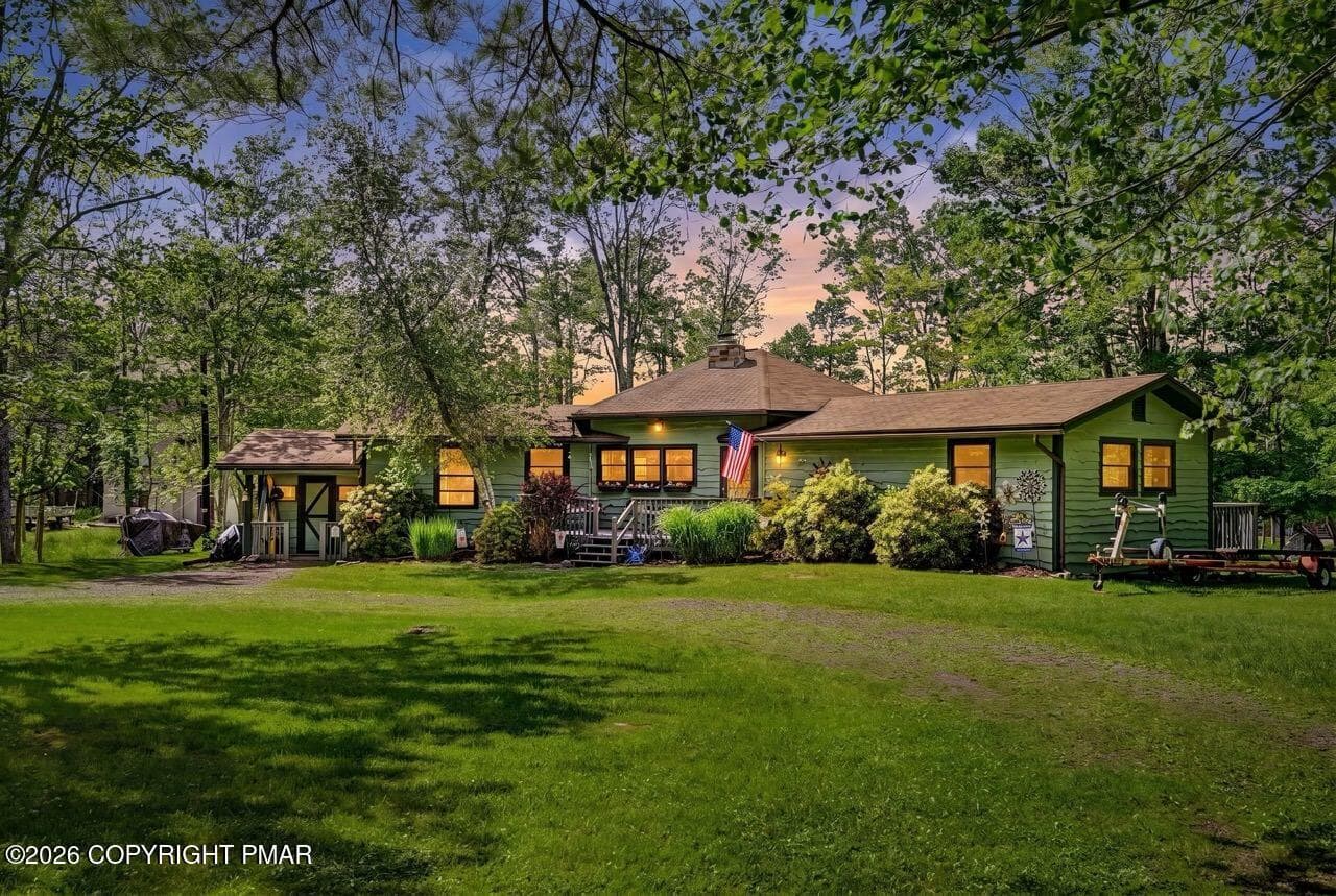 43 Big Bass Drive, Clifton Township, PA 18424