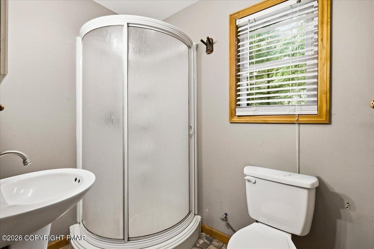Primary Bath - 186 Sky Hawk Trail, Scotrun, PA 18355, Scotrun