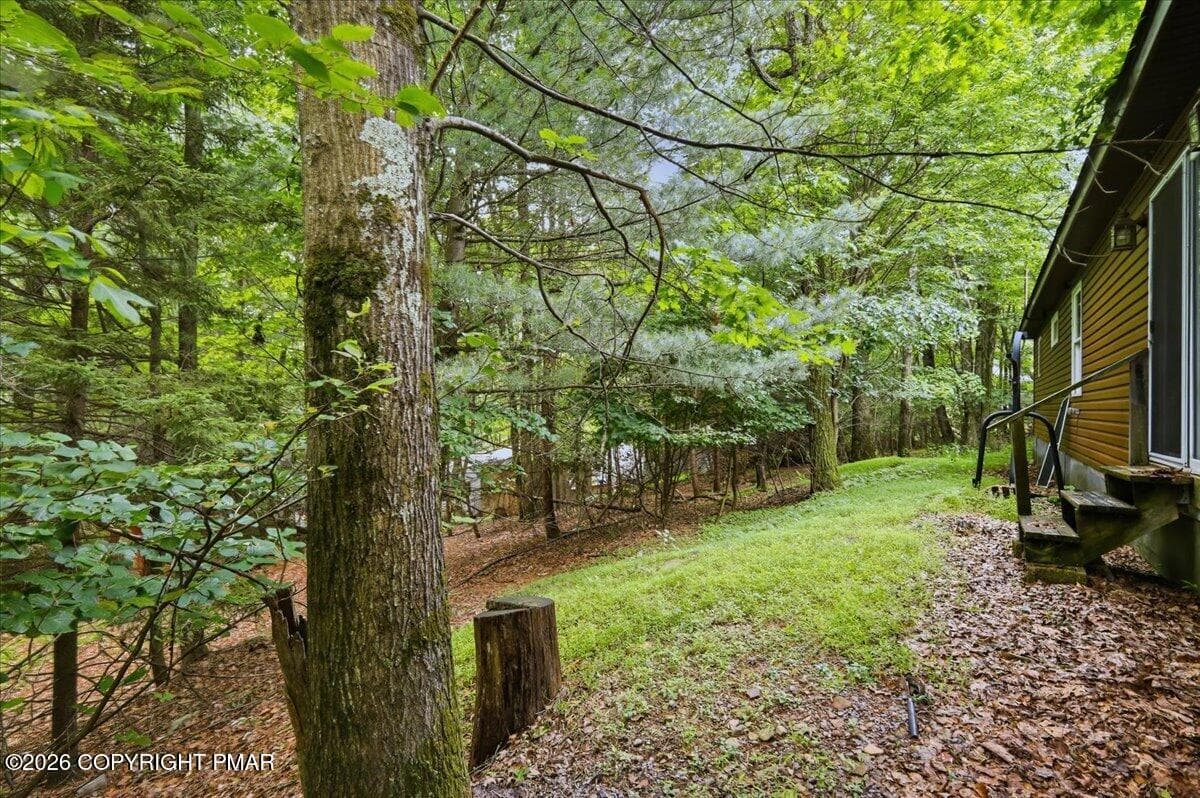 Back of Home - 186 Sky Hawk Trail, Scotrun, PA 18355, Scotrun