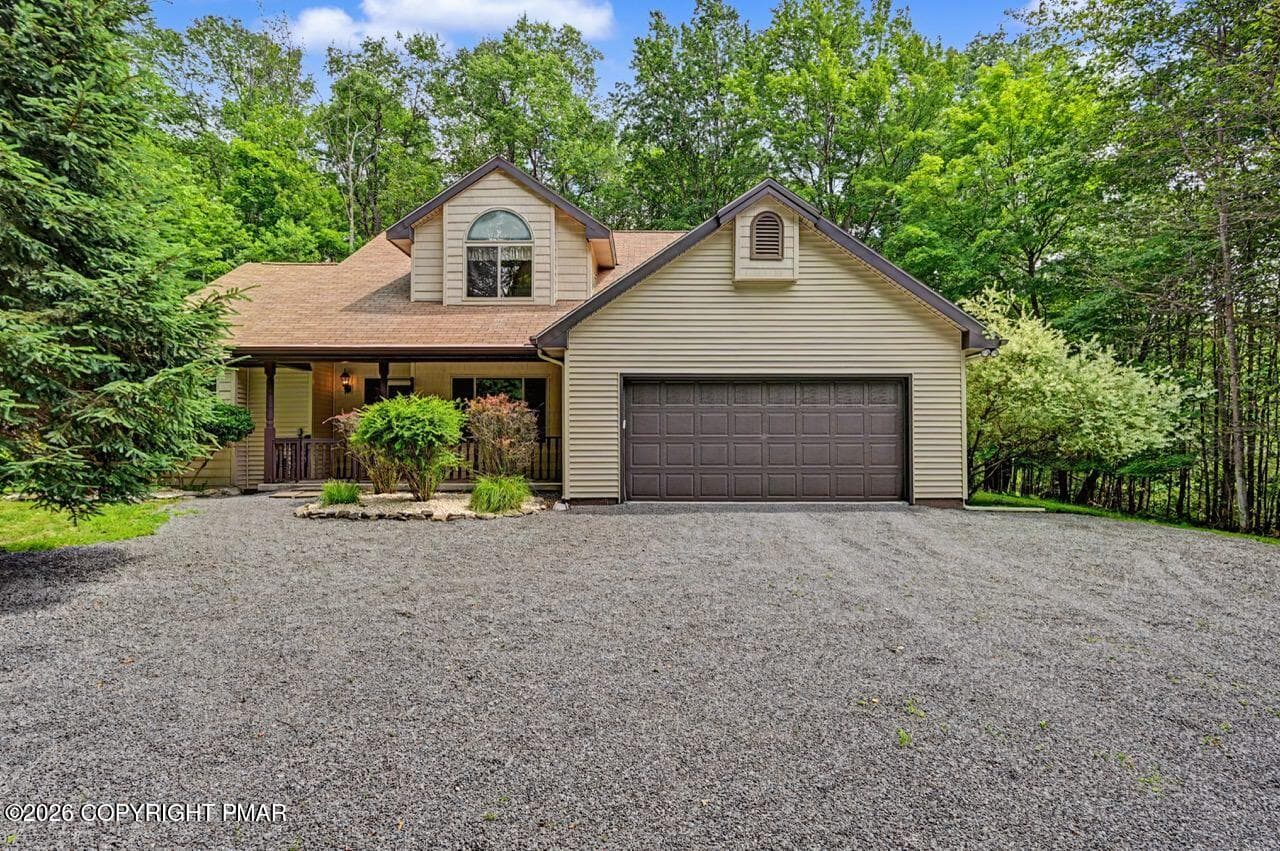 6 Blue Jay Ln 03 Large - 6 Blue Jay Lane, Gouldsboro, PA 18424, Gouldsboro